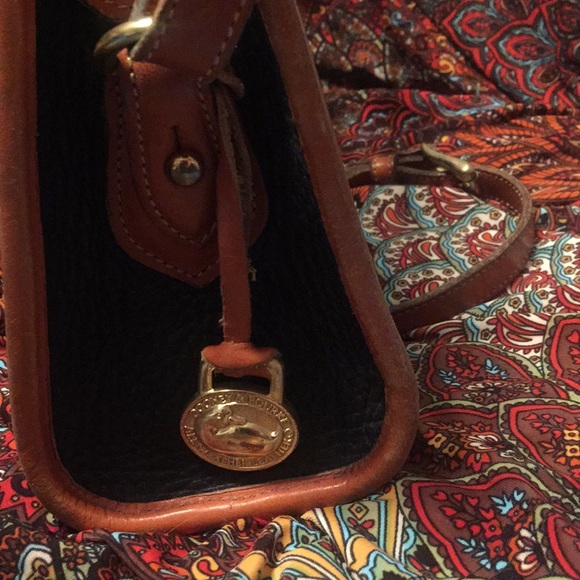 VINTAGE DOONEY & BURKE NANY CLASSIC PURSE - Picture 3 of 7